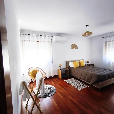 Peso River House Nyaraló *